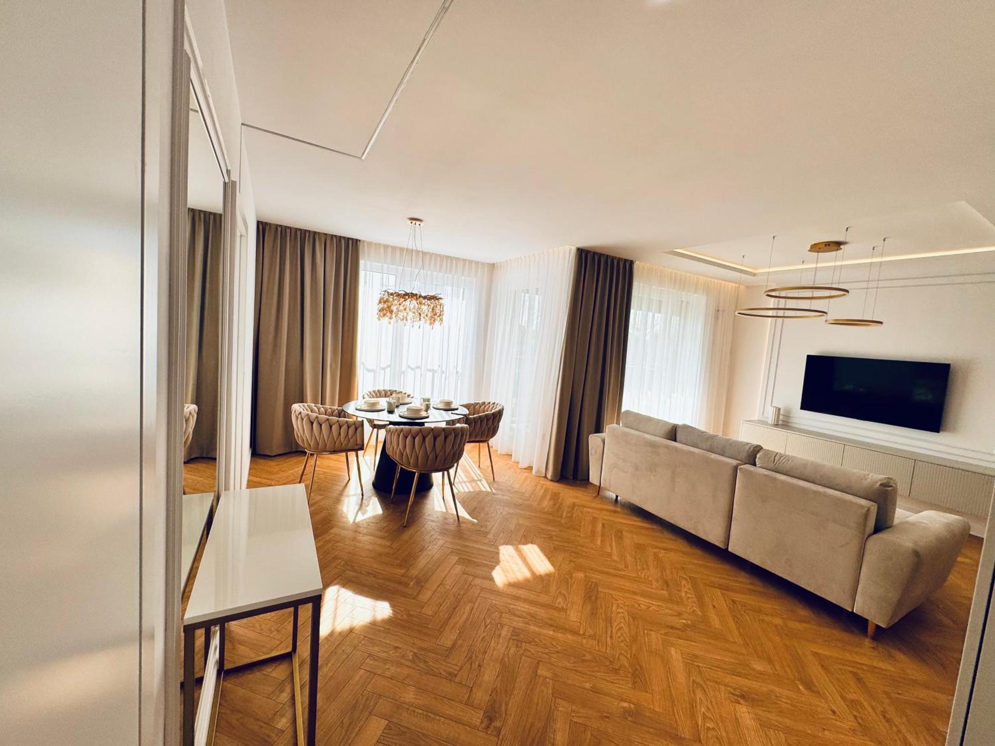 Taupe II Wyjatkowy Apartament W Centrum Lodzi Dış mekan fotoğraf